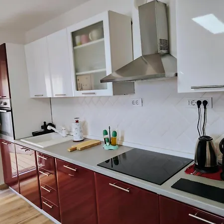 Vivere In Slovenia *